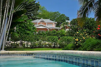 Plantation Beach Villas Black Rock 3*,  Trinidade e Tobago